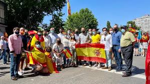 Donnerstag, 17 februar von 21:30 bis 01:306 €. Cataluna Pp Estamos En Colon Para Defender La Constitucion