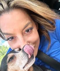 Heather Ronk's Instagram, Twitter & Facebook