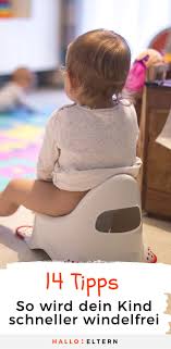 Topfchentraining 14 Tipps Und Dein Kind Braucht Keine Windel Mehr Baby Erziehung Kinder Und Elternschaft Kinder Trocken Bekommen