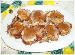 Il tacchino è il vero e proprio protagonista della cena di. Rotolo Di Tacchino Farcito Con Salsa Di Cipolle Ricetta Economica