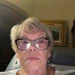 Sharon Tomaszewski's Instagram, Twitter & Facebook