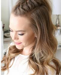 Is there a hair salon that takes Walk-ins and does a great job? I'm looking  to get the 90s layered blowout haircut. So I need them to be really good at  cuts.