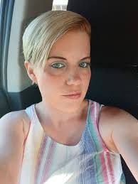 HEAD NOISE A NEW LIVE-STREAM PODCAST SEEKING MENTAL HEALTH PROFESSIONALS To  join open, honest conversations about mental wellness. FIRST EPISODE: LIVE  NEXT TUESDAY ON YOUTUBE REALTALK REAL TALK REAL TOOLS I REAL