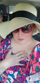 It's sad that the internet turned so many of us into haters you don't have  to hate one great because you love a different one!