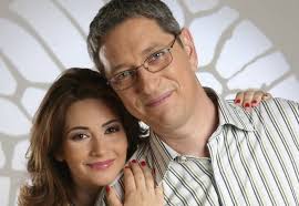 Her birthday, what she did before fame, her family life, fun trivia facts her mother is virginia berecleanu. Andreea Berecleanu Scandal Pe Bani Cu Fostul Sot