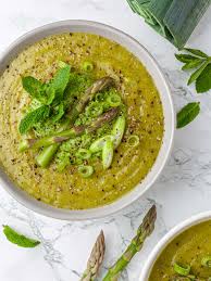 Jul 24, 2019 · zucchini is an extremely watery vegetable, which makes it a challenge for preparations like sautés, but absolutely perfect for soup. Asparagus And Zucchini Soup With Watercress Pesto Recipe Foodaciously