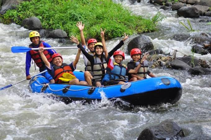 PAKET RAFTING KASEMBON - Rafting Kasembon Malang
