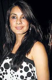 TFW-The FashionWeekEND