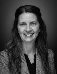 Isabelle Hess's Instagram, Twitter & Facebook