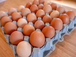 Egg yolks egg yolks have been avoided for many years as they contain saturated fat and dietary cholesterol which increases the cholesterol level in the outer layer of an egg is the albumen which is commonly known as the egg white. Random Information About Eggs That Isn T Actually True