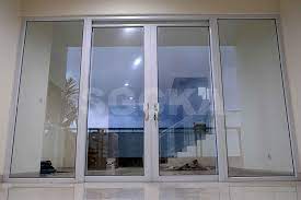 Pemasangan upvc jakarta indonesia hubungi sliding door upvc menawarkan beragam kelebihan yang tidak ditemukan pada bahan material lain, termasuk kayu dan aluminium. Jual Pintu Sliding 2 Daun Kaca Upvc