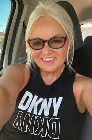 Laura Dock's Instagram, Twitter & Facebook