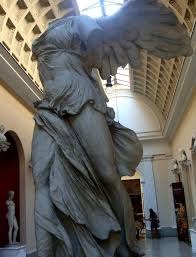 Em 1863, o vice consul da frança ordenou uma prospecção para encontrar belos objetos para os museus franceses. Vitoria De Samotracia A Escultura Representa A Deusa Grega Nice Em Grego Nikh Nike Ou Nike Vitoria Uma Deuses Gregos Museu Nacional Deusa Grega