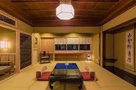 There is a path between the wood lattice and the house to enter the rest room. Traditional Japanese Style 8tatami Mats Deluxe Garden Room Horai Room With A Garden Bathroom Picture Of Kyoto Nanzenji Garden Ryokan Yachiyo Tripadvisor