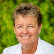 Tracey Conrad's Instagram, Twitter & Facebook