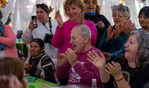 Adultos mayores de Neuquén y Centenario visitaron nuestro Club de Día