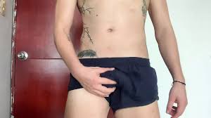 Vídeos porno gay de grindr desi boy cock gratis