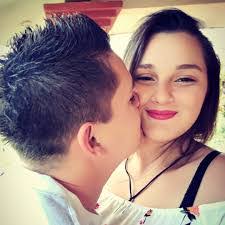 Evelyn Arauz's Instagram, Twitter & Facebook