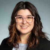 Lisa Peifer's Instagram, Twitter & Facebook