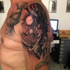 I can not express how much this band and their album covers has inspired me as a kid growing up. Ale Spike Tattoo Fear Of The Dark Ironmaiden Draw