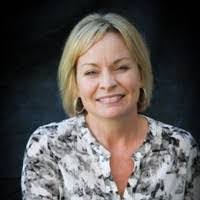 Deanna Perkins's Instagram, Twitter & Facebook