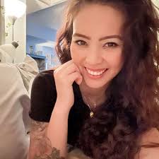 Boxing is too 🥊😉☮️ @avaharitos