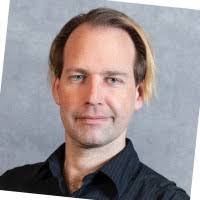 Elizabeth Albritton's Instagram, Twitter & Facebook