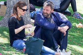 Jun 04, 2021 · june 04, 2021 actress and founder of organic baby food company once upon a farm, jennifer garner stops by to chat. Ben Affleck Grosses Kompliment An Ex Frau Jennifer Garner Gala De