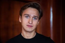 Linton Calmroth från Lance & Linton är med i Limbo