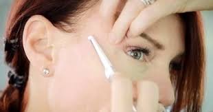 5 فوائد لإزالة شعر الوجه بالشفرة غير إنك ما تحتاجيش للكوافير اليوم السابع