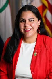 Karla Cabrera's Instagram, Twitter & Facebook