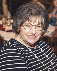 Angela Kennington's Instagram, Twitter & Facebook