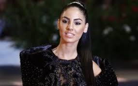 Qui di seguito tutte le notizie in ordine cronologico dedicate a rudy zerbi a cura della nostra. Coronavirus Giulia De Lellis Colpita Dalla Psicosi Del Virus Scusatemi Funweek
