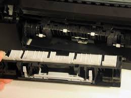 Just wondering, how do you get one opened that is deadlocked i can enter the car from the 2 rear doors, but cannot open the front doors Commodore 64 Quitando La Tecla Shift Lock Guia Instrucciones Para Reparar Todo En Este Mundo