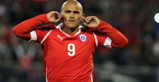 Find the latest humberto suazo news, stats, transfer rumours, photos, titles, clubs, goals scored this season and more. Chupete Suazo Regresara Al Equipo De Sus Amores Futbol Rf