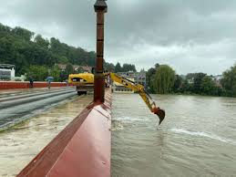 Bayern hochwasser nach starken regenfällen in oberbayern. Wasserburg Dauerregen Und Unwetter Im August 2020 Mit Uberflutungen Bayern
