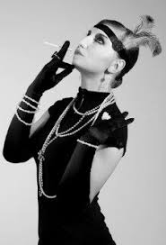 Feb 09, 2021 · in the early 1920s, uneven hemlines gave the appearance of shortening when uneven, scalloped, and handkerchief hems became fashionable. Fashion In The Roaring Twenties How To Create The Look