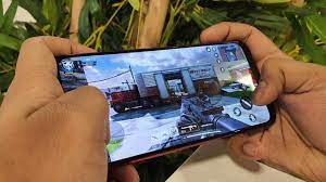 This is the first and most successful pubg clone for mobile devices. Call Of Duty Mobile Vs Garena Free Fire Comparison Here S All You Need To Know About These Battle Royale Games Zee Business