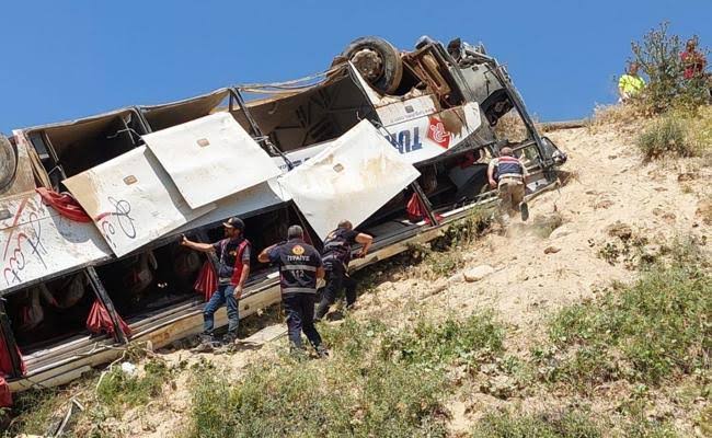 Bus accident in Kars leaves 7 dead, 22 injured - Türkiye News
