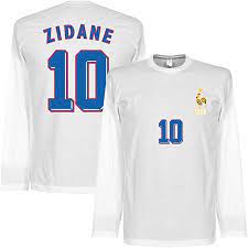 Kann man im karrieremodus trikots anpassen? Zinedine Zidane Retro Auswartstrikot Frankreich 1998 In Weiss Fussball Deals De