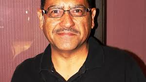 Presentan libro titulado Cruzando con la Virgen