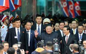 Km² de área, faz fronteira a norte com a china e com a rússia, a leste com o mar do leste (mar do japão), a oeste com a baía. Em Caso Raro Filho De Desertores Sul Coreanos Migra Para A Coreia Do Norte Diz Midia Oficial Mundo G1