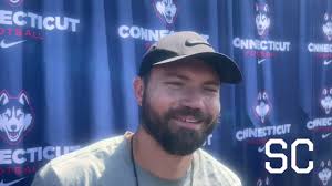 Rapid Reaction Pod: UConn goes with Fagnano at QB