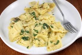 Ravioli With Garlic Basil Oil Recipe Yummly Recipe Recipes Ravioli Food
