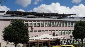 Dokuz Eylul Universitesi Cati Restoran Teras Pergolalar Mimari