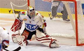 Dominik hašek ˈdomɪnɪk ˈɦaʃɛk, češki hokejist, * 29. Hasek Vzpomina V Osmdesatych Letech Me Bavil Hokej Nejvic Idnes Cz