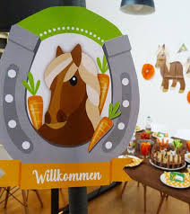 So Feierst Du Einen Sussen Pferde Geburtstag Frecher Fratz Pferde Geburtstag Einladung Kindergeburtstag Basteln Pferd Kindergeburtstag Pferde