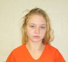 Couple attempts to rob Washington, Mo. gaming store with one-year-old in car