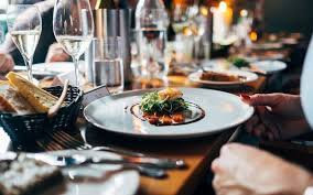 Maybe you would like to learn more about one of these? Al Ristorante Come Comportarsi A Tavola Itfrancofonte