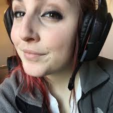 Alexis Maclin's Instagram, Twitter & Facebook